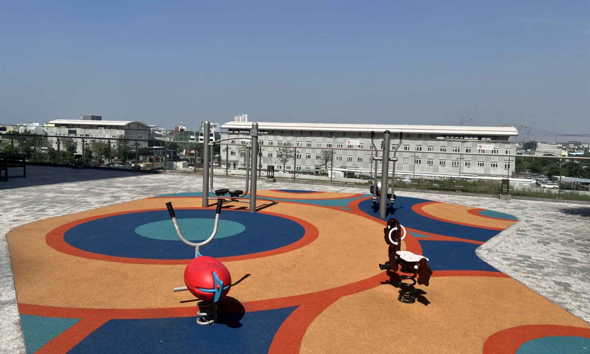 Các thiết bị có khả năng chống chọi tốt với điều kiện khí hậu nhiệt đới, độ bền vượt trội